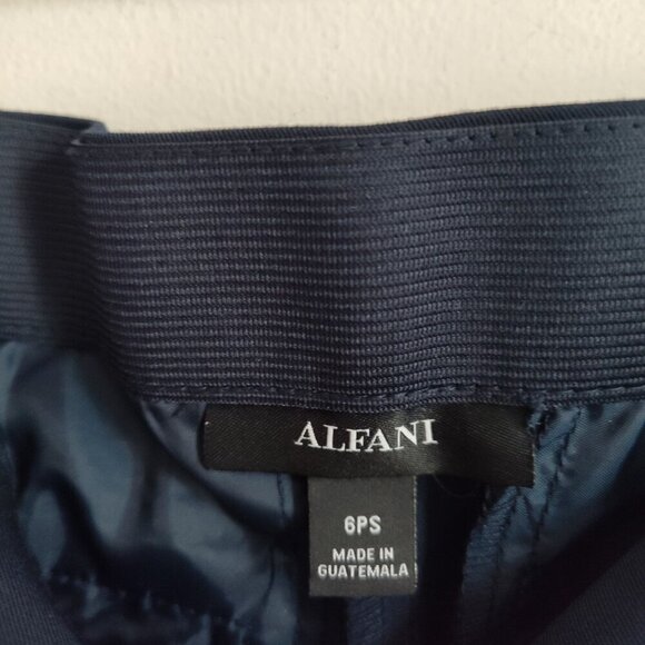 Ladies SZ 6PS Alfani Navy Straight-Leg Pant - Picture 6 of 6